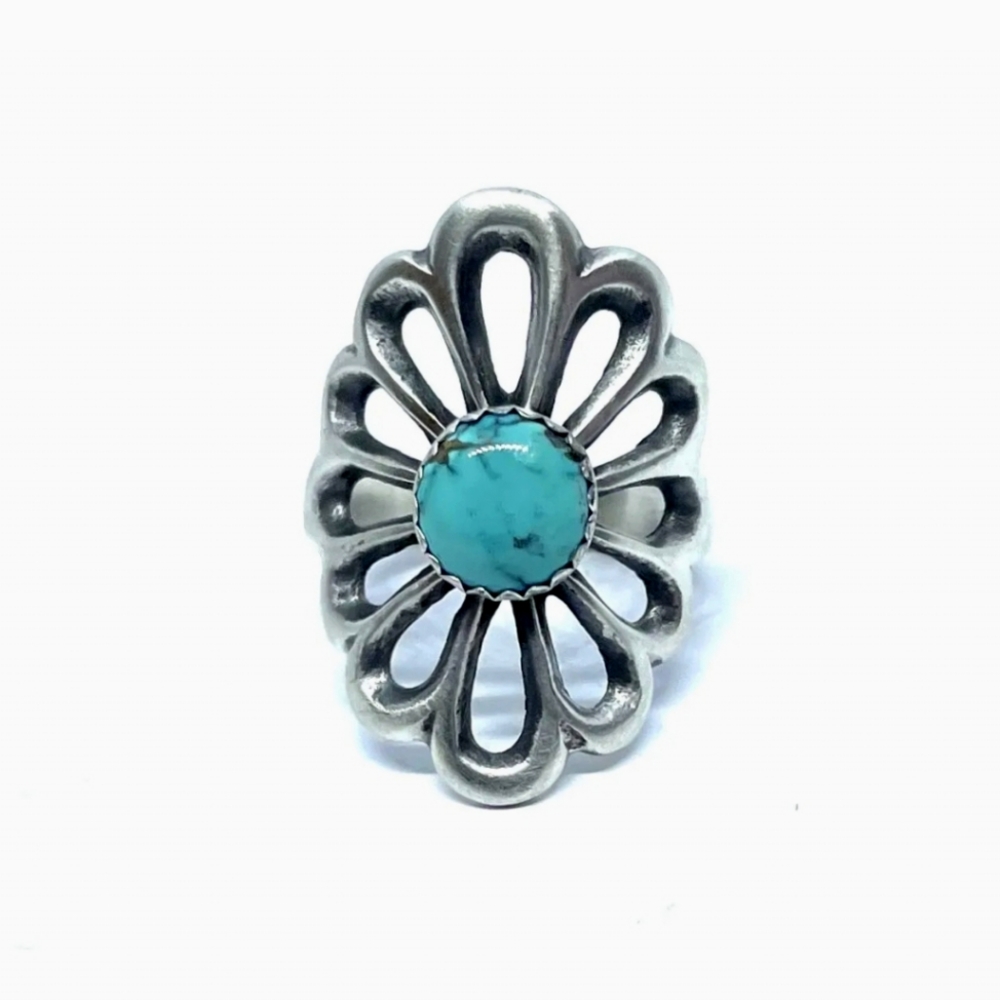 Native American Sterling Silver Navajo Handmade Natural Turquoise Ring Size 7.25